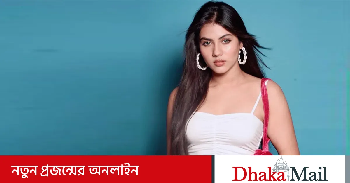 Porno dikni kemiradi Pivo festivalida xususiy porno