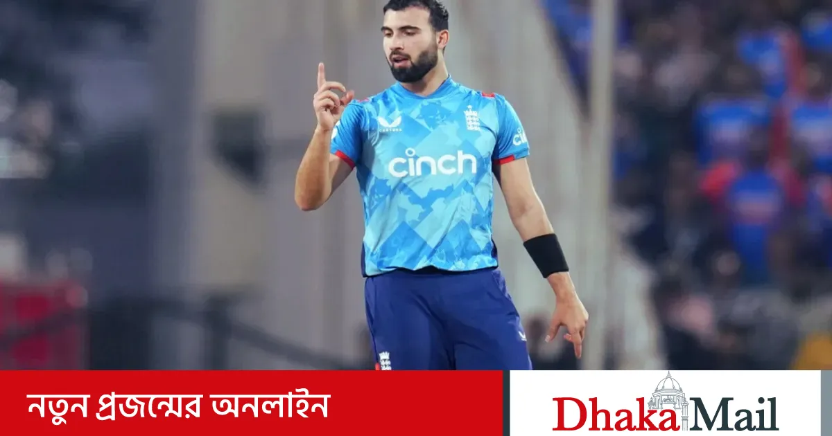 Yuliya Volkova seks porno Bir kishi sikilyavkani yirtib tashlamoqda